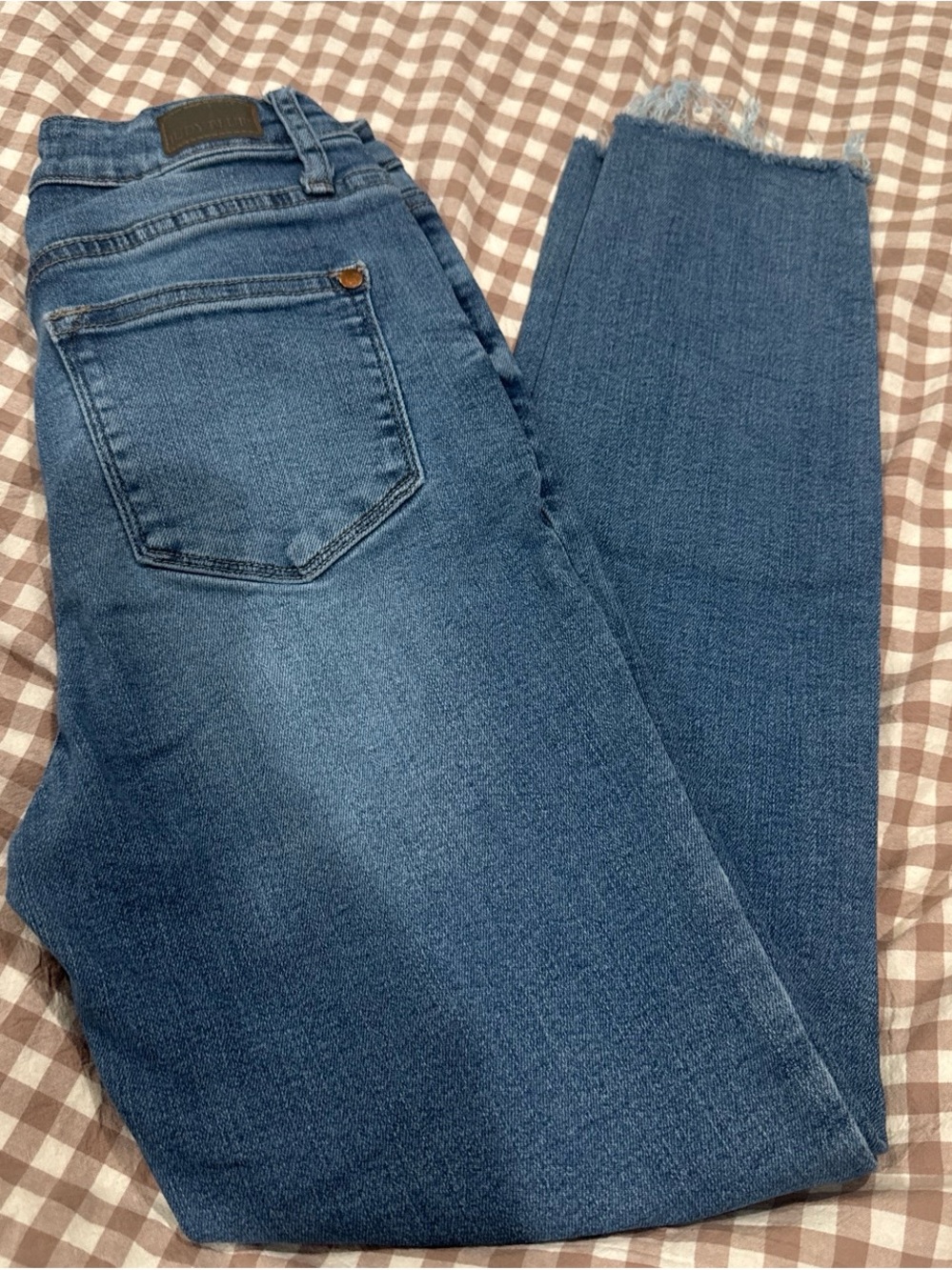 Judy Blue Medium Wash Straight Leg Jeans with Raw Hem